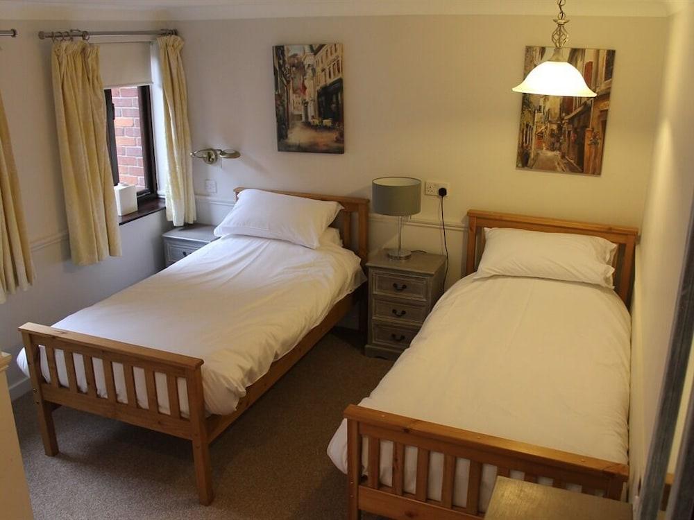 The Swan Motel, Gillingham Beccles Bagian luar foto