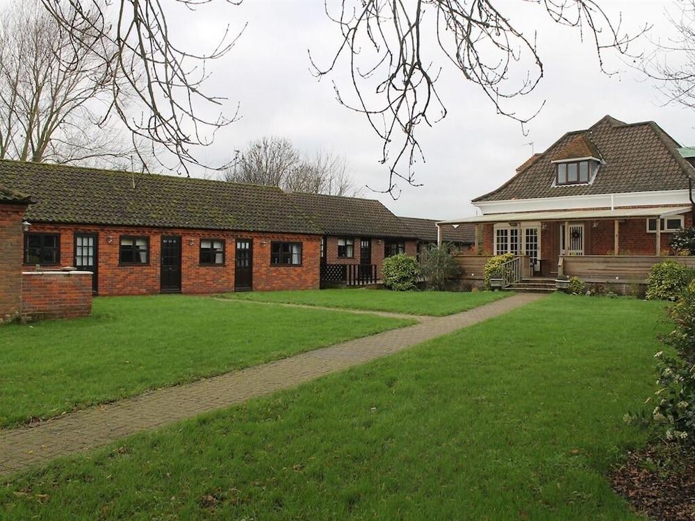The Swan Motel, Gillingham Beccles Bagian luar foto